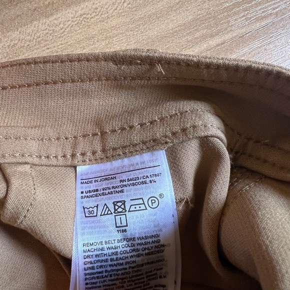 Banana Republic Slim Refined Stretch Cargo Pant 4 Short - Picture 10 of 11